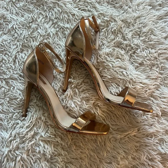 Forever 21 Rosegold 4” Heels - Picture 2 of 10